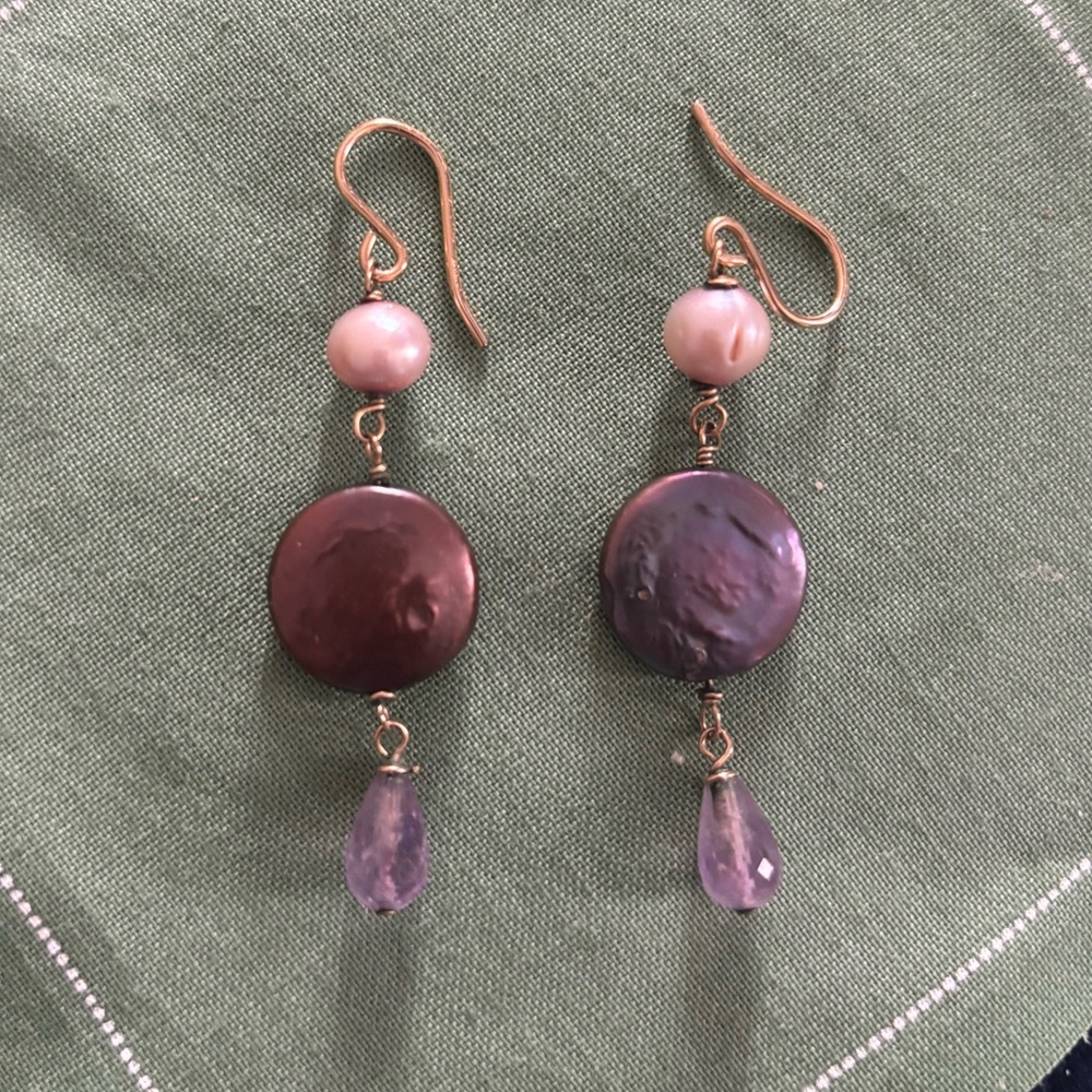Freshwater gray and purple pearl drop earrings